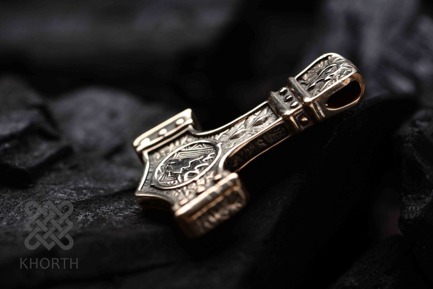 DOOMHAMMER FROSTWOLF CLAN Pendant — handmade Warcraft pendant in silver and bronze — photo 2