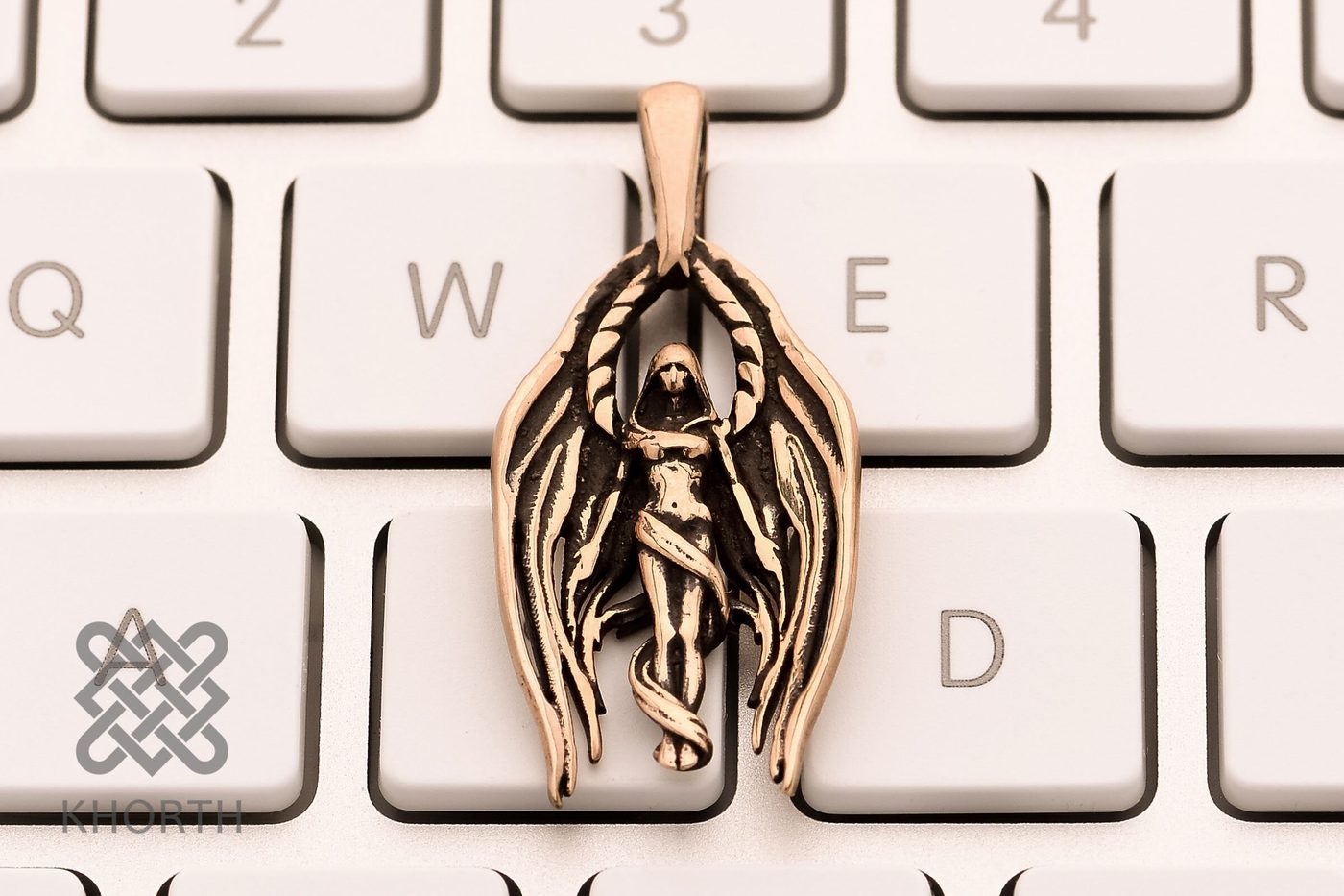 SPIRIT HEALER Pendant — handmade Warcraft necklace in silver and bronze — photo 5